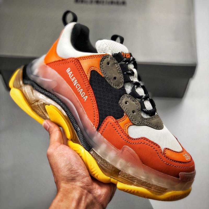 BALENCIAGA Triple S 3.0 Low Top Sneakers Crownstep